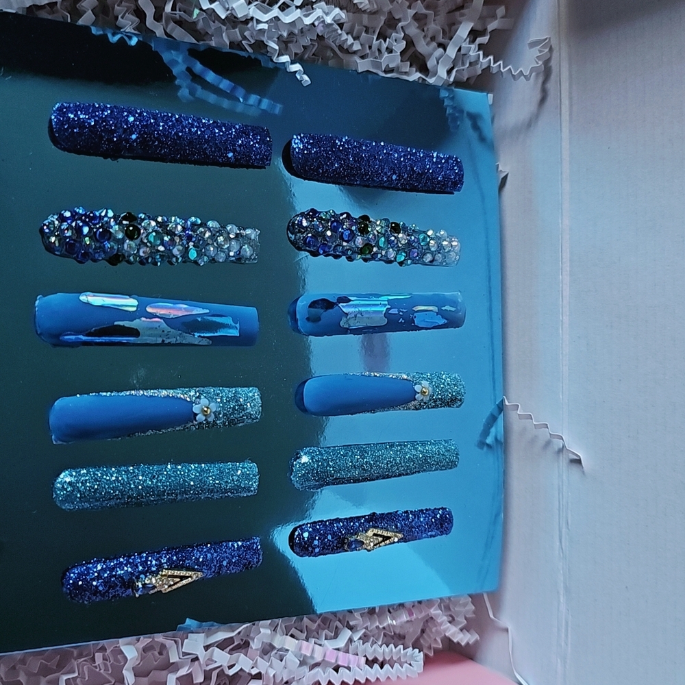 Blue Glitter Press-On Nails